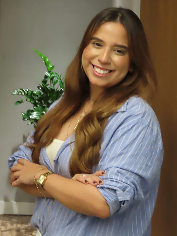Julliana Saliba Julliana Saliba